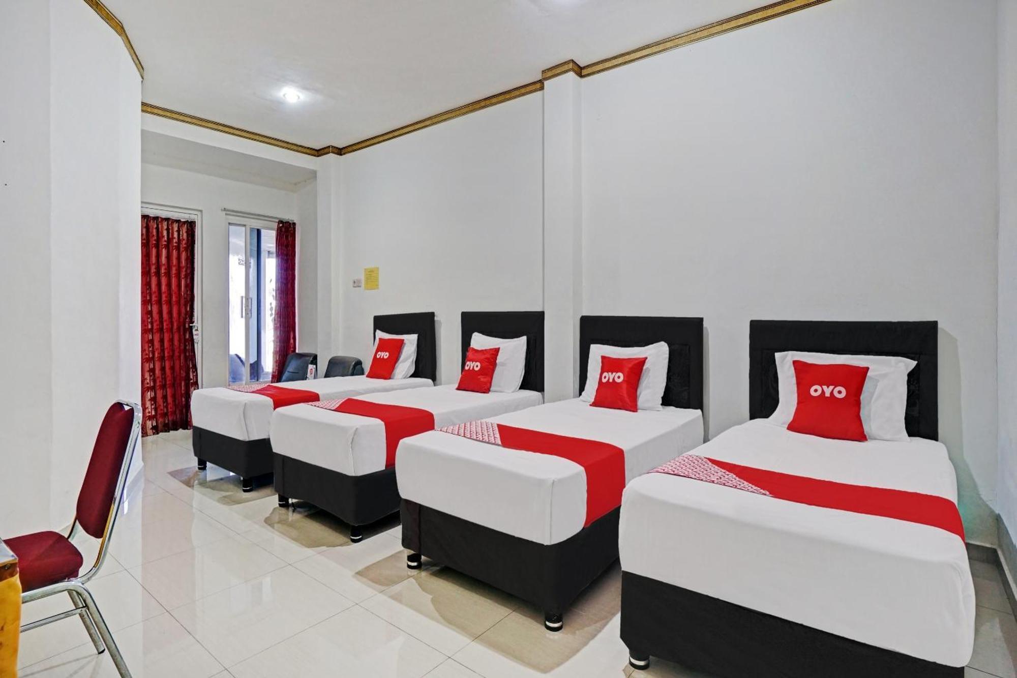 Oyo 90028 Hotel Victory Batu  Esterno foto