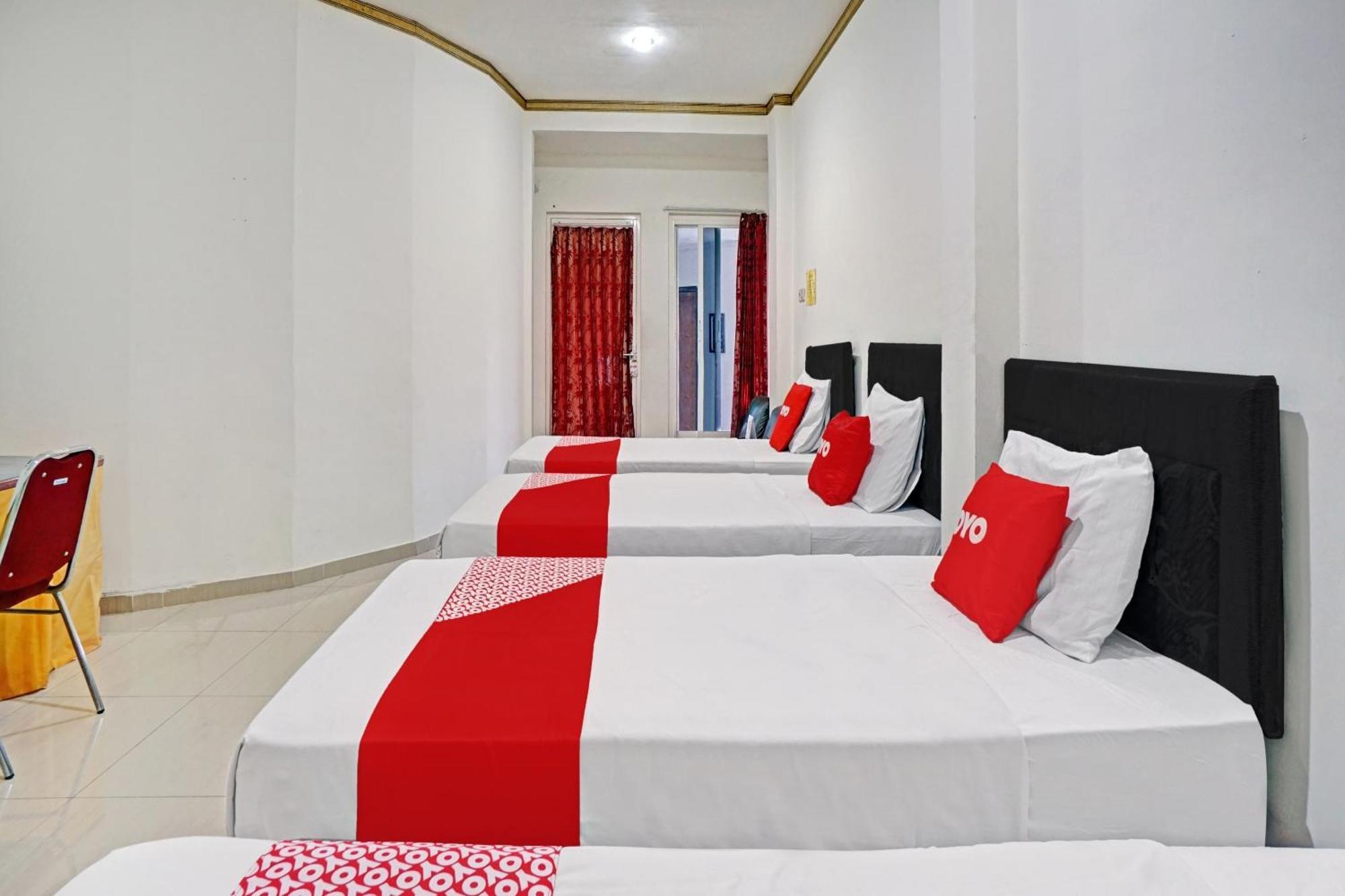 Oyo 90028 Hotel Victory Batu  Esterno foto